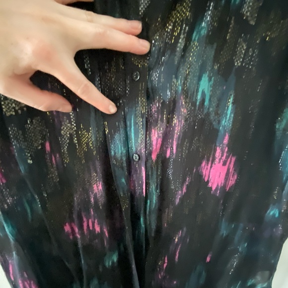 The KOOPLES Sleeveless shirt with epaulettes, embroidered with an Ikat print - Picture 9 of 12